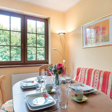 Lägenhet Two-level With Parking Near Downtown By Renters *