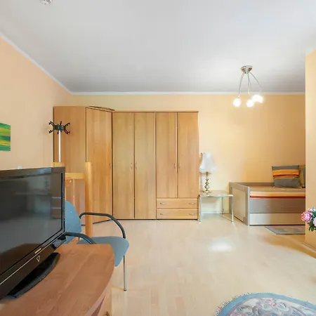 Lägenhet Two-level With Parking Near Downtown By Renters